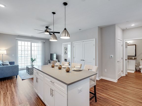 Breakfast Bar