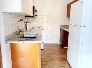 1548 Onipaa St, Honolulu, HI 96819