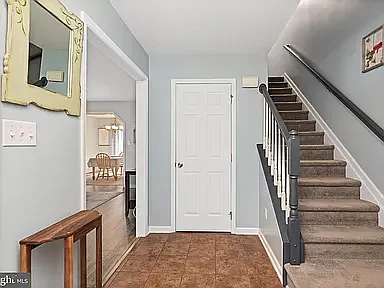 27 Lenox Ct — Photo 5