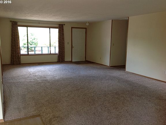 3rd image of 13543 SW Ashbury Ln