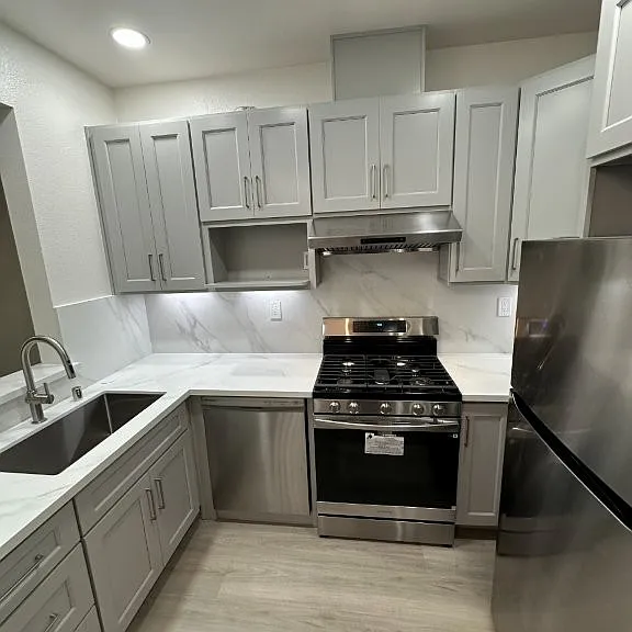 637 Atherton Pl — Photo 5