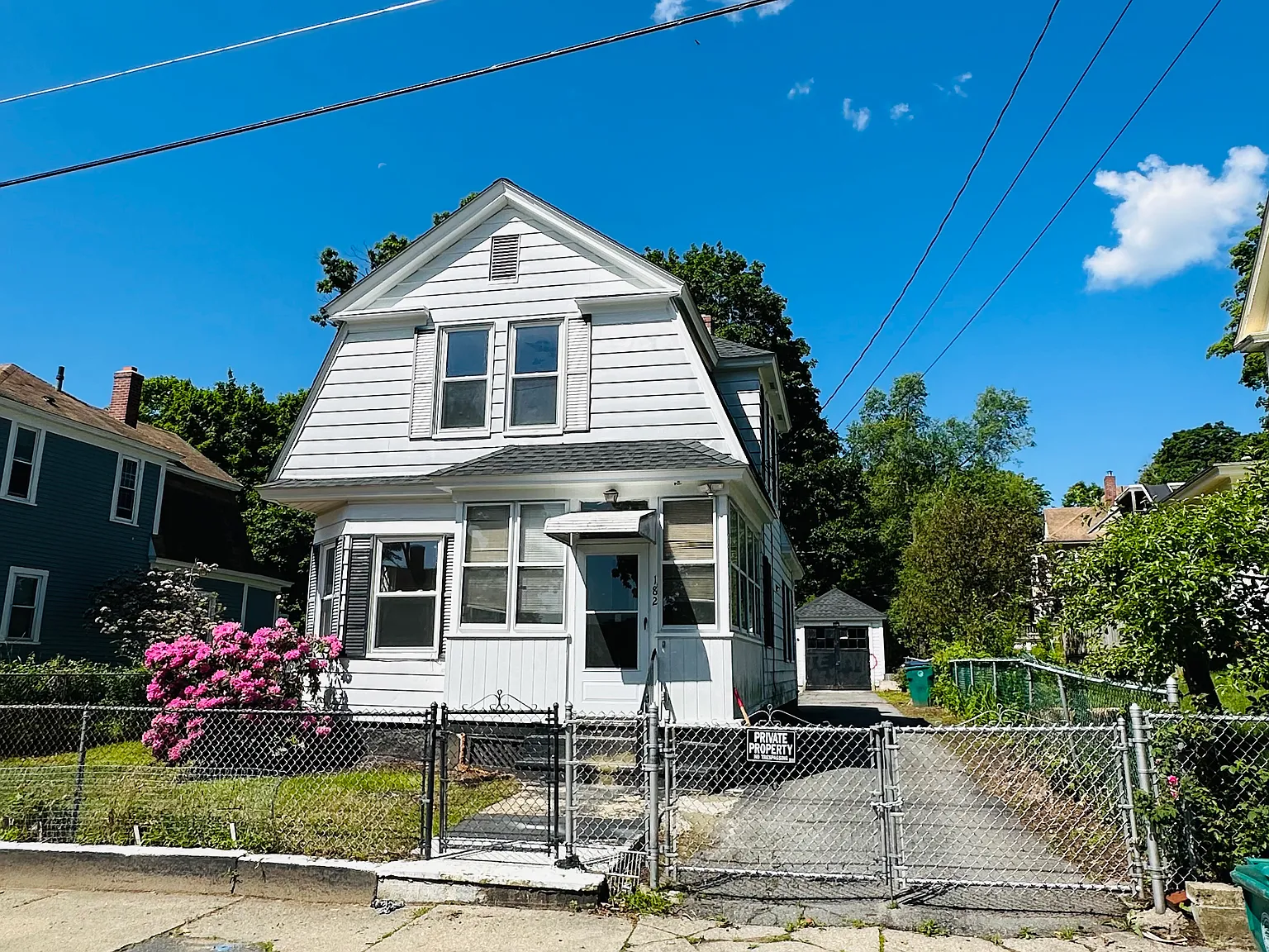 182 East St — Photo 2