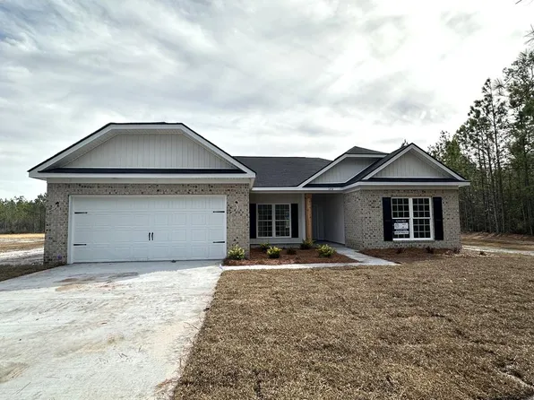 1372 SE Arnold Dr, Allenhurst, GA 31301