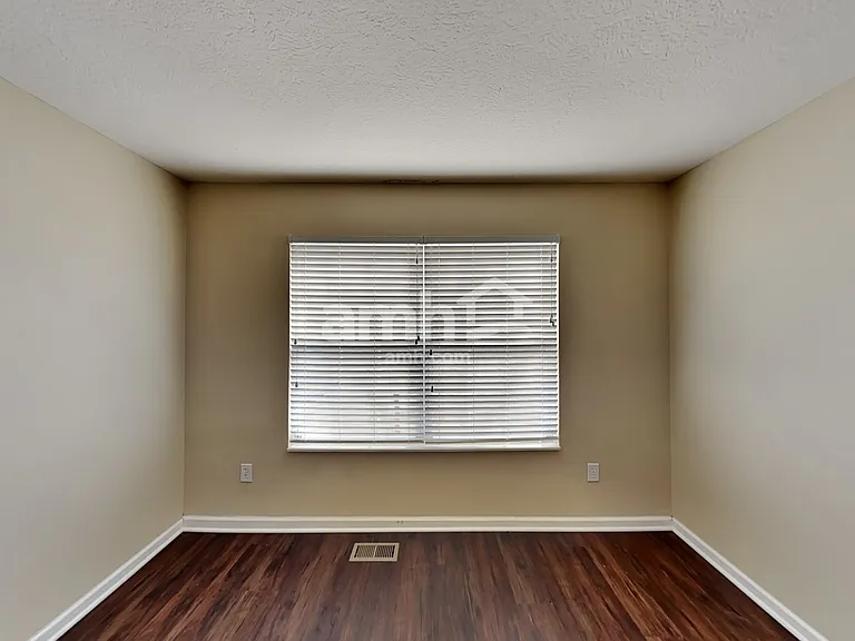 338 Calebs Ct — Photo 20