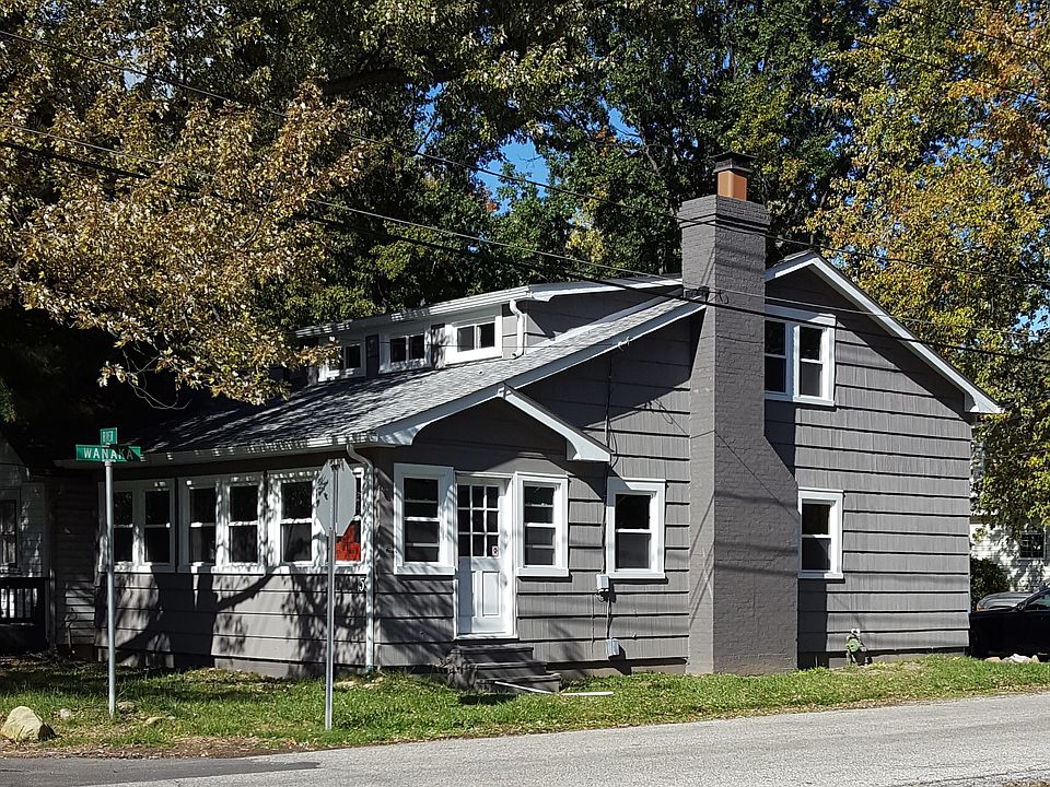 59 River Drive