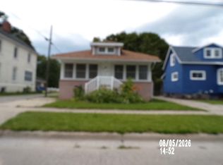 609 S 8th Ave, Alpena, MI 49707
