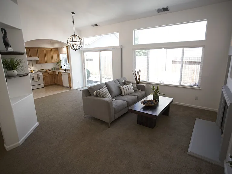 8 Constantine Ct — Photo 8