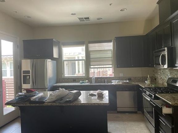 5th image of 3260 Aralia Ct