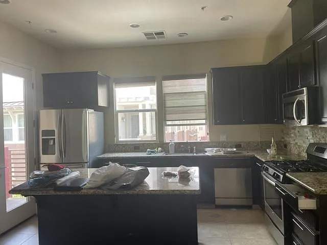 3260 Aralia Ct — Photo 5