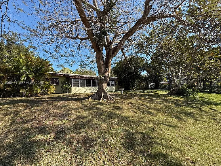11820 SW 69th Ct — Photo 22