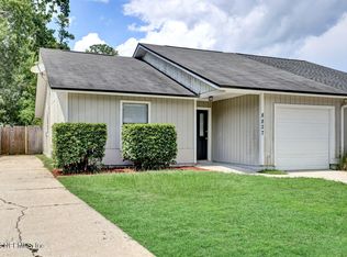 8827 Cavender Dr, Jacksonville, FL 32216
