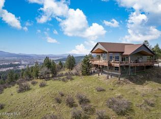 10653 N Payment Peak Rd, Hauser, ID 83854