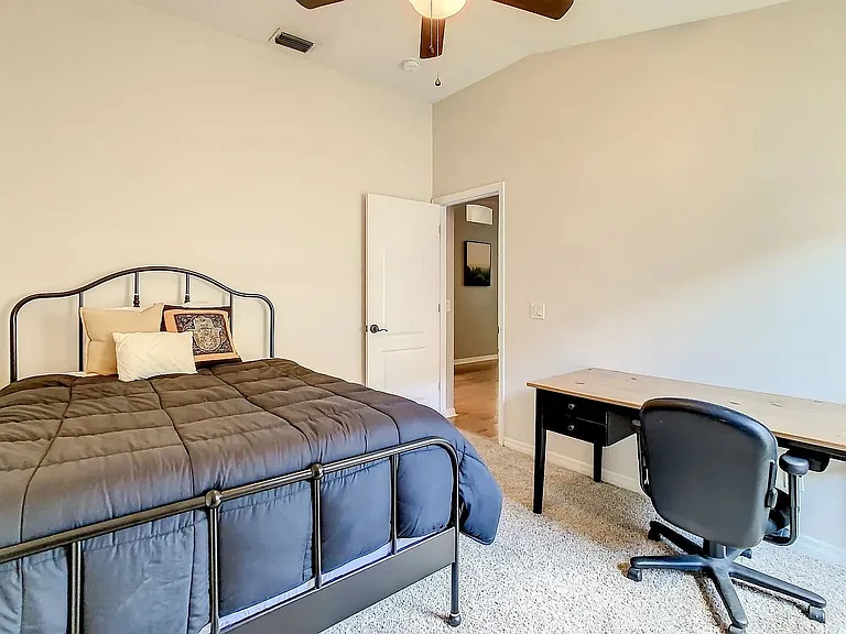 1407 Trail Boss Ln — Photo 10