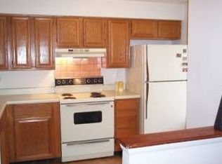 13617 Forest Pond Ct, Centreville, VA 20121