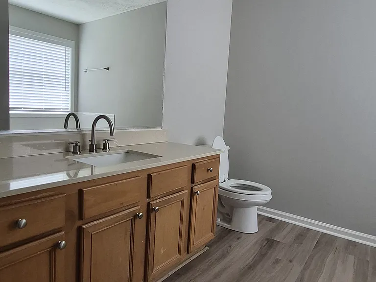 3663 Sapphire Ct — Photo 7