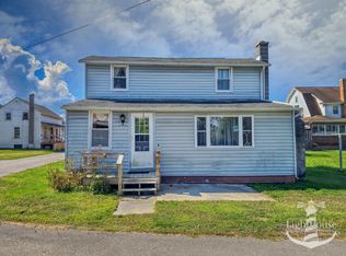 224 Pickwick St, Mill Hall, PA 17751