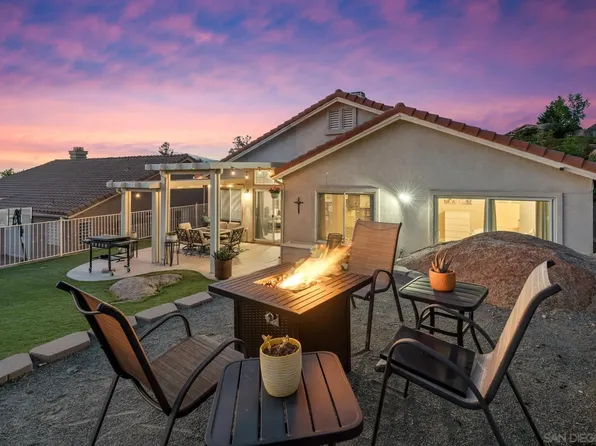 2681 Lobelia Rd, Alpine, CA 91901