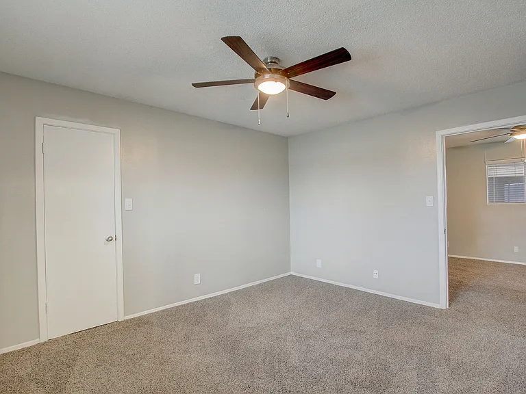 Miller Square & Spanish Trails — Photo 24