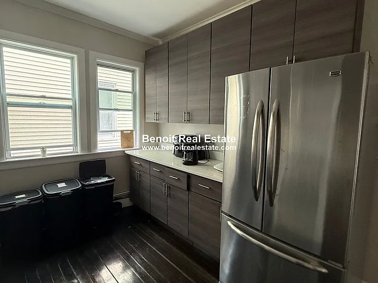 Highland Ave — Photo 2