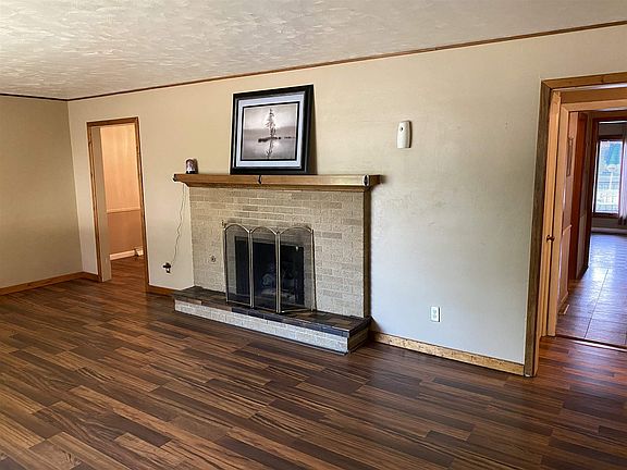 2nd image of 3821 Oak Park Dr