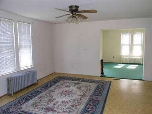 5th image of 244 Holland St