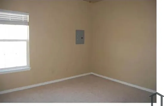 2 bed, 800 sqft, $850 — Photo 2