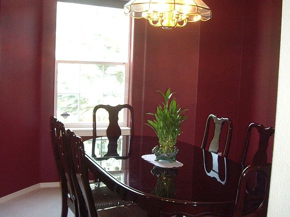 Formal Dining