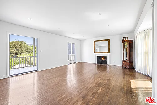2411 Saint George St Photo 1