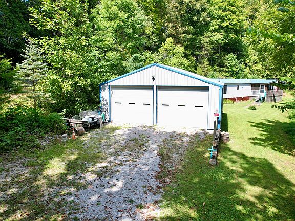 2nd image of 1185 Furnace Mountain Rd