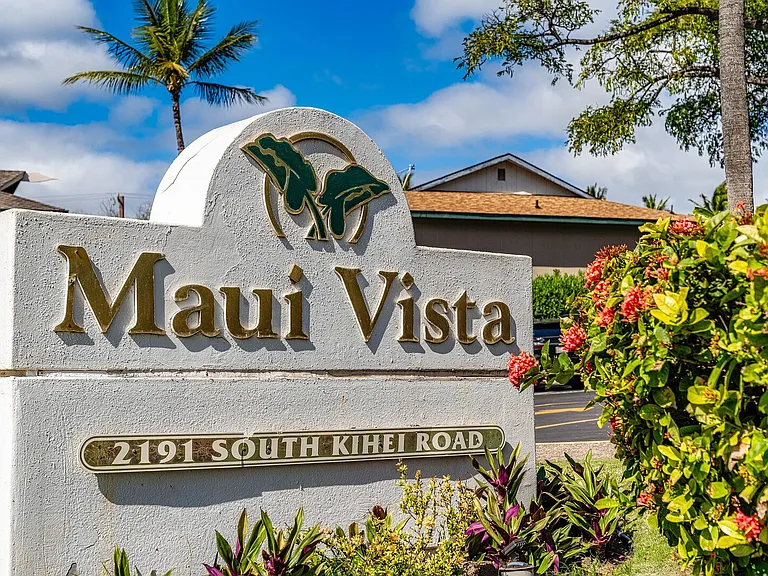 S Kihei Rd — Photo 38