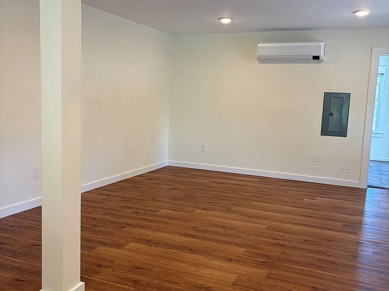 122 Main St #201 — Photo 4