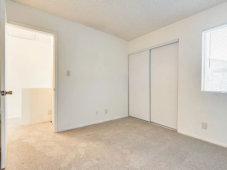 5011 Spencer St #B — Photo 19