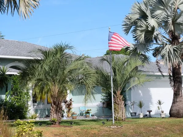 2720 SE Kern Rd, Port Saint Lucie, FL 34984