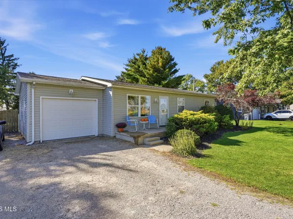 1311 E Bigelow Ave, Findlay, OH 45840