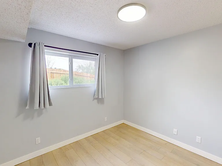 2 Sabrina Rd SW — Photo 10