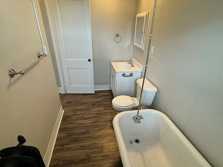 15707 Detroit Ave #14 — Photo 6