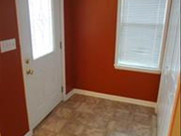 2nd image of 712 Main St