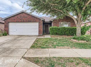 8708 Tumbleweed Dr, Aubrey, TX 76227