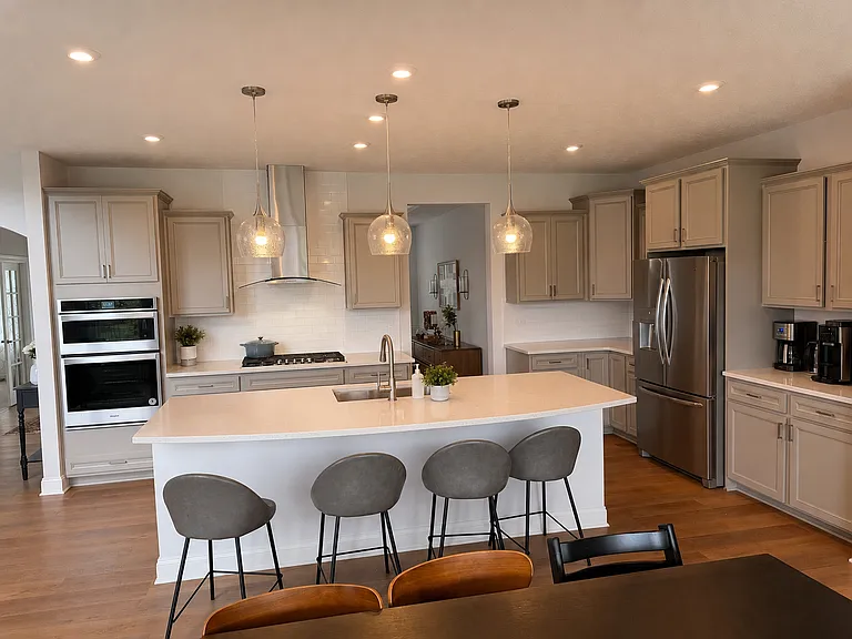 5260 Duxbury Dr — Photo 7
