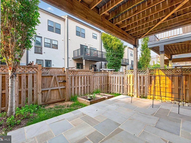 42302 Crawford Ter — Photo 27