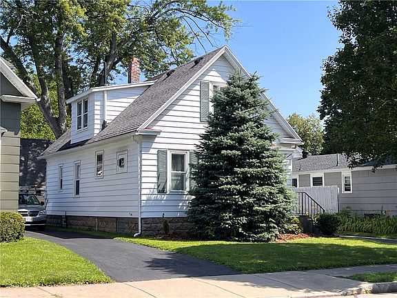 2nd image of 784 Atlantic Ave