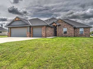 3733 Ruby Rdg NE, Piedmont, OK 73078