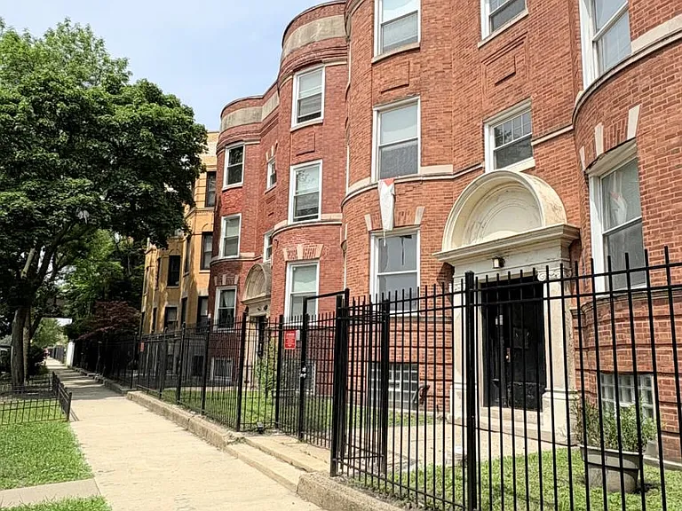 4013 S Calumet Ave #1S — Photo 1