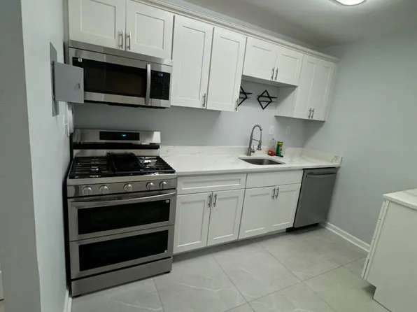 5542 Karen Elaine Dr APT 1505, Hyattsville, MD 20784