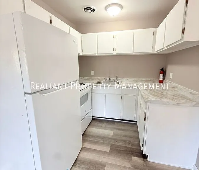 1134 Omena Pl #4 — Photo 7