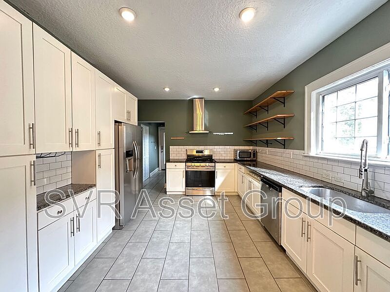 1st image of 2887-1 Selma St