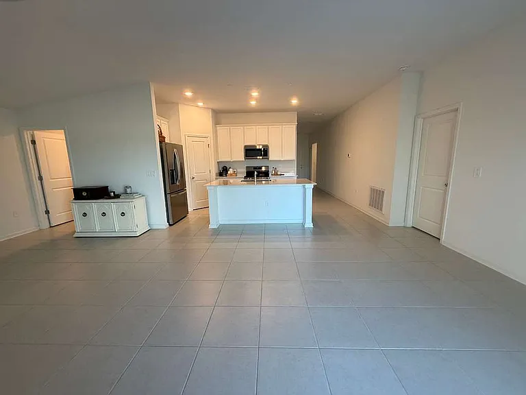 2359 Pocky Way — Photo 8