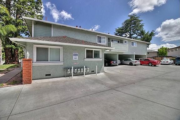 3rd image of 1584 Hollenbeck Ave APT 2