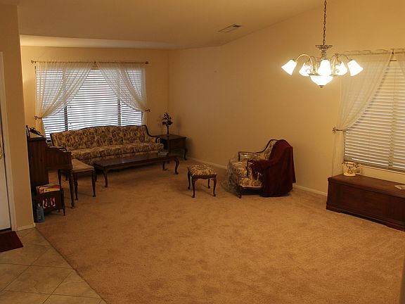3rd image of 16340 N 137th Dr