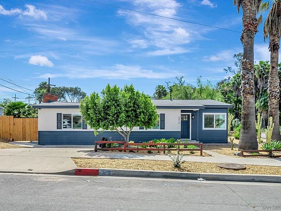3rd image of 5815 Amaya Dr